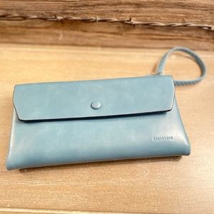 Prettyzyz Leather Wallet
